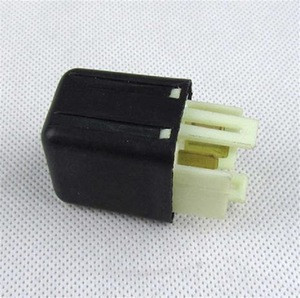 12V Relay For Mitsubishi Pajero Montero 2 II 1990-2000 MB629285 056700-6480