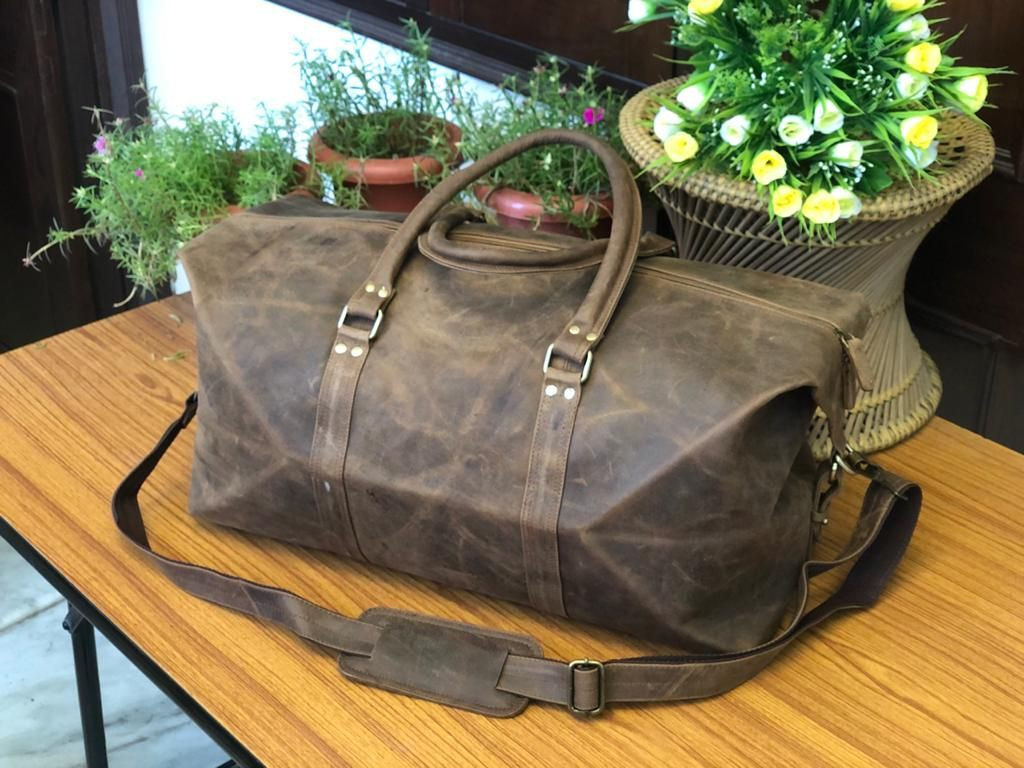 Supplying Cow, Buffalo, Goat Skin Leather Bags