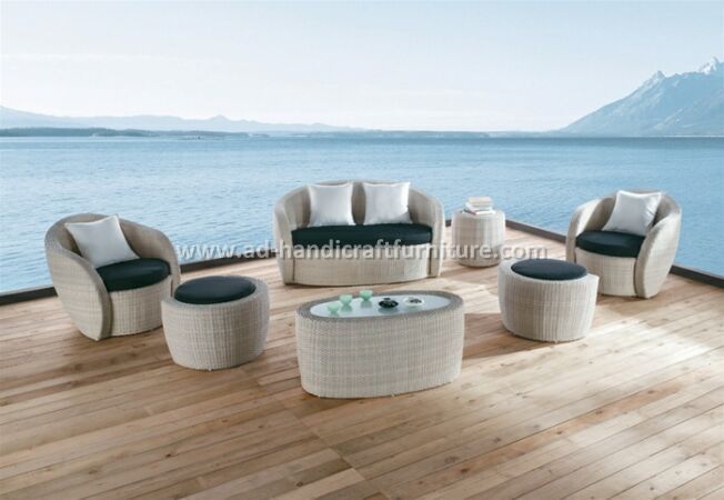 Poly rattan sofa set