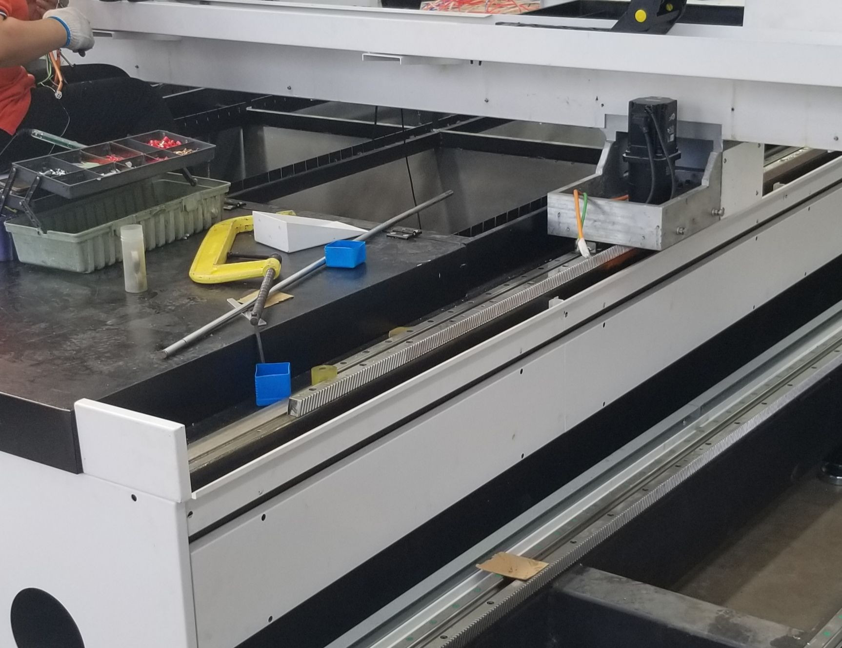 CNC fiber laser cutting machine and laser welding machine